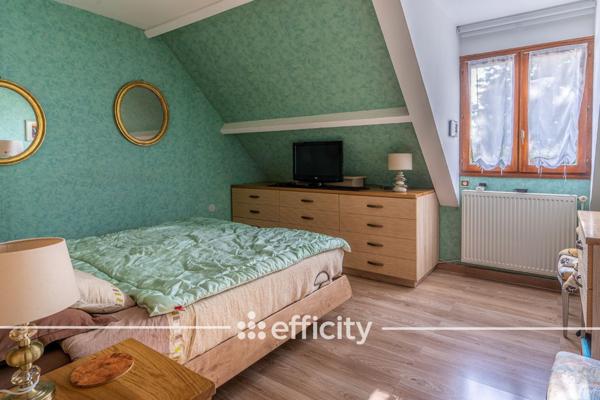 Maison 8 pièces - 215 m²