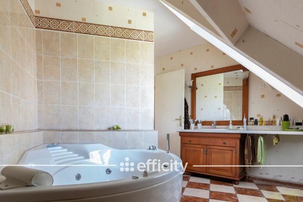 Maison 8 pièces - 215 m²