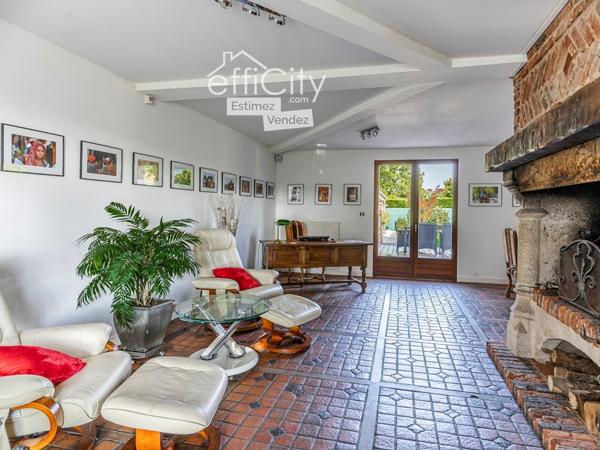 Maison 8 pièces - 215 m²