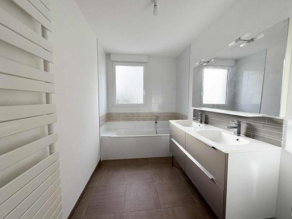 Maison La Chapelle Sur Erdre 5 pièce(s)