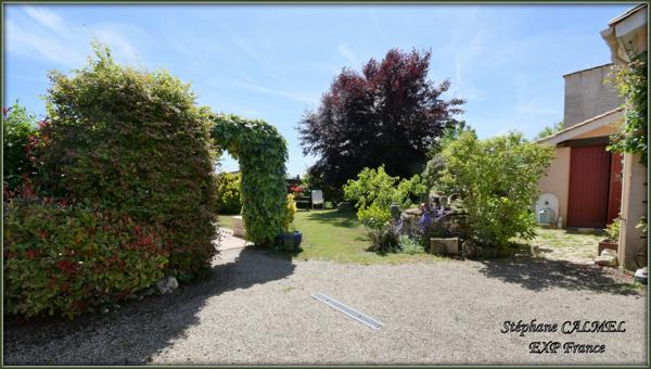Maison plain-pied  130 m² - 3 chambres - Garage