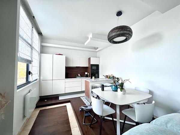 Appartement Suresnes 3 pièce(s) 75 m2