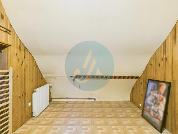 Tronsanges (58400) Maison de charme, 4 chambres et terrain clos à Tronsanges