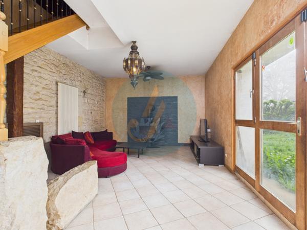 Tronsanges (58400) Maison de charme, 4 chambres et terrain clos à Tronsanges