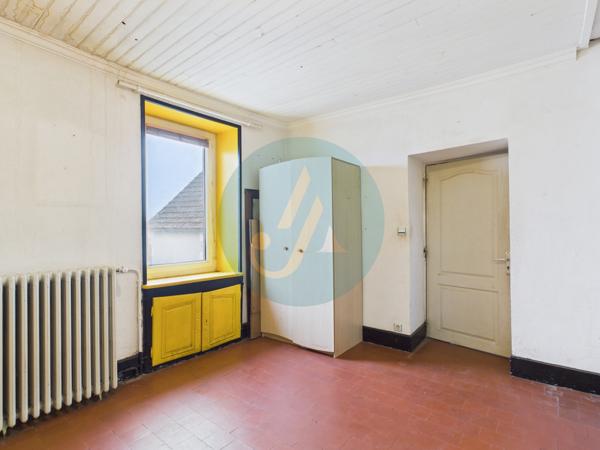 Tronsanges (58400) Maison de charme, 4 chambres et terrain clos à Tronsanges