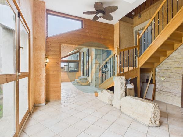 Tronsanges (58400) Maison de charme, 4 chambres et terrain clos à Tronsanges