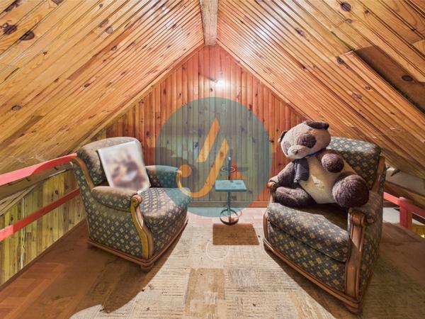 Tronsanges (58400) Maison de charme, 4 chambres et terrain clos à Tronsanges