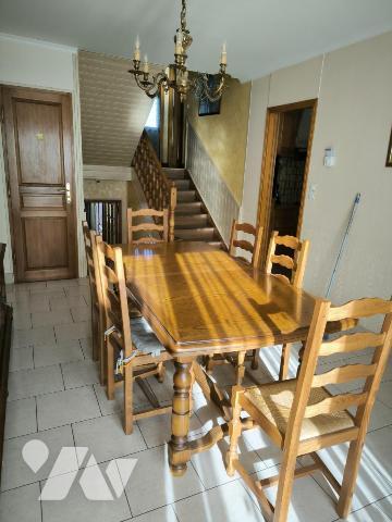 TINQUEUX : Maison de 5 pièces avec jardin et garage attenant