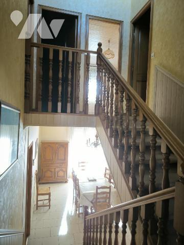 TINQUEUX : Maison de 5 pièces avec jardin et garage attenant