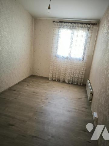 TINQUEUX : Maison de 5 pièces avec jardin et garage attenant