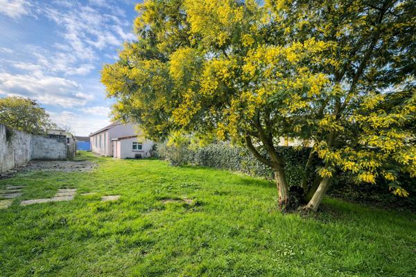 LONGERE 80m2 avec jardin