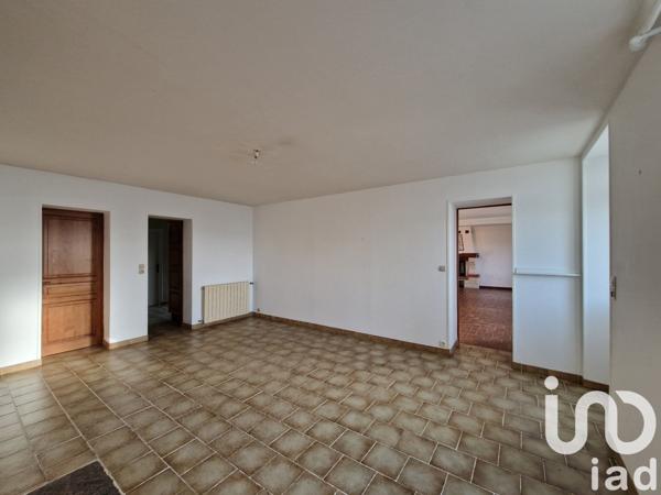 Maison traditionnelle 5 pièces de 142 m² à Giel-Courteilles (61210)