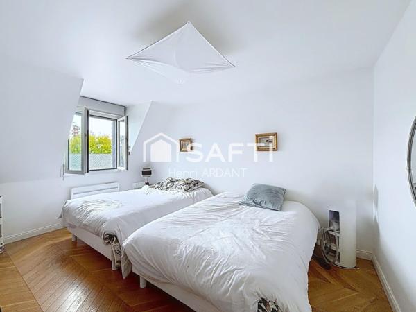 DUPLEX d'exception Centre-Ville LIMOGES : dernier étage, terrasse, ascenseur, garage et quatre chambres !