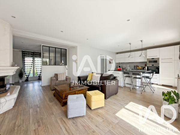 Maison à vendre 6 pièces 142 m² Chevry-Cossigny