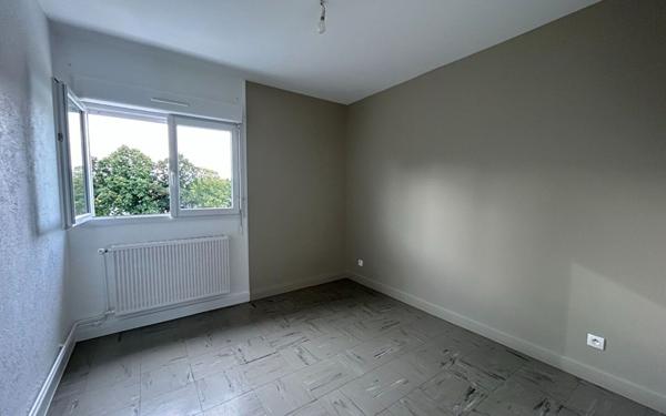 Appartement à louer    2 pièces •  Mer