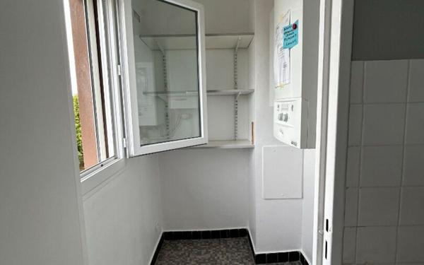 Appartement à louer    2 pièces •  Mer