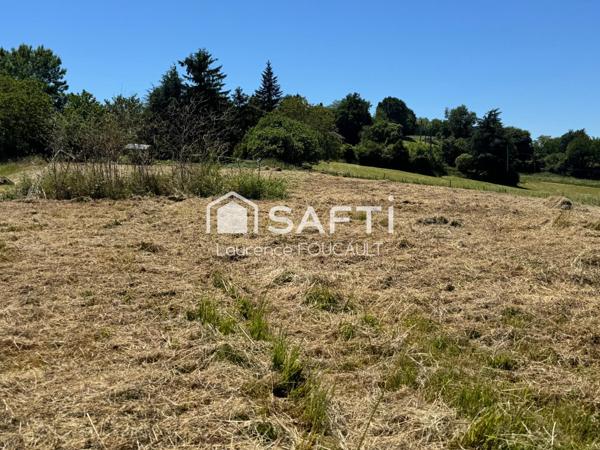 Terrain constructible 5mn de Mirande vue dégagée.