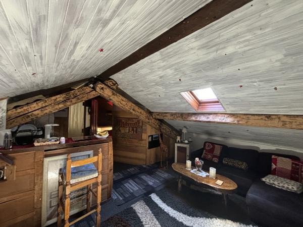 Deux Alpes – Local commercial + logements face aux pistes, permis d’agrandissement valide