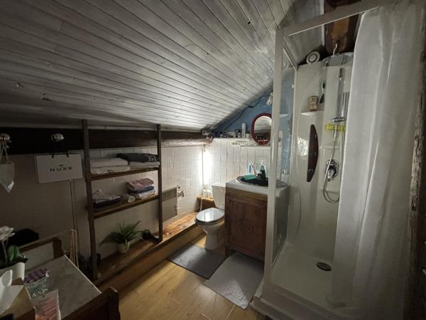 Deux Alpes – Local commercial + logements face aux pistes, permis d’agrandissement valide