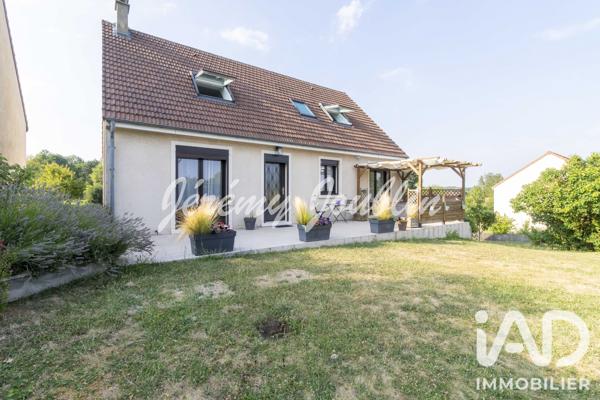 Maison à vendre 6 pièces 144 m² Jouy-le-Moutier