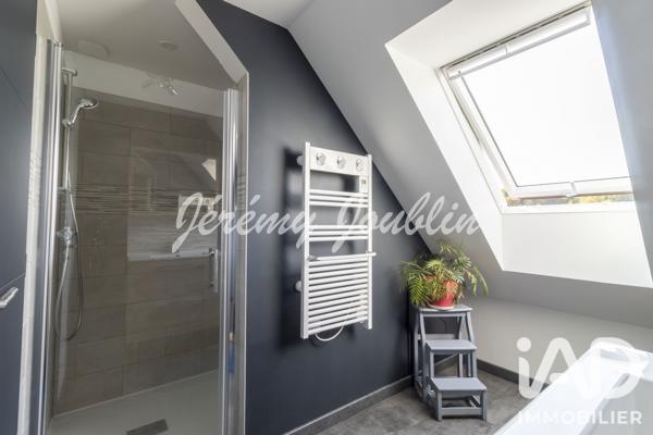 Maison à vendre 6 pièces 144 m² Jouy-le-Moutier