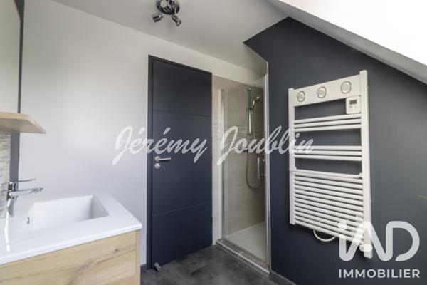 Maison à vendre 6 pièces 144 m² Jouy-le-Moutier