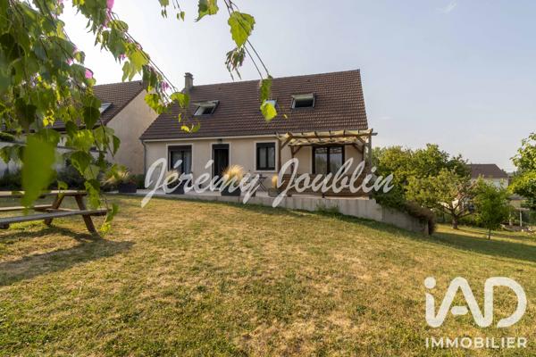 Maison à vendre 6 pièces 144 m² Jouy-le-Moutier