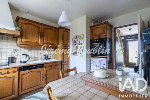 Maison à vendre 6 pièces 144 m² Jouy-le-Moutier