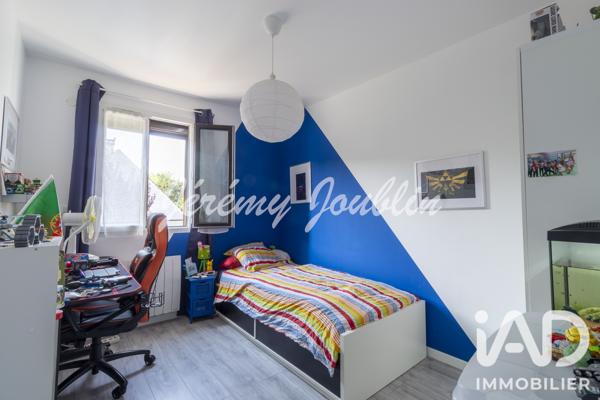 Maison à vendre 6 pièces 144 m² Jouy-le-Moutier