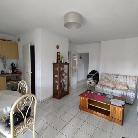 Appartement à louer Audenge : 2 pièces, 47m² avec 1 chambre(s) à 720€ - AJP Immobilier Audenge