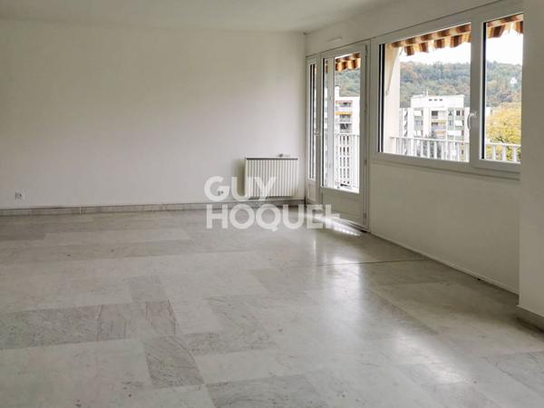 Magnifique T5 en parfait état sur Nord de Vienne