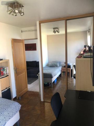 Appartement à vendre à Aubagne dans les Bouches-du-Rhône (13400), ref : 13165-2