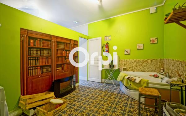 Maison à vendre    5 pièces •  Croisilles