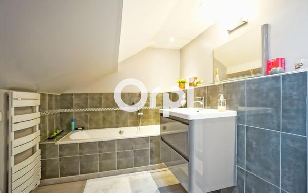 Maison à vendre    5 pièces •  Croisilles