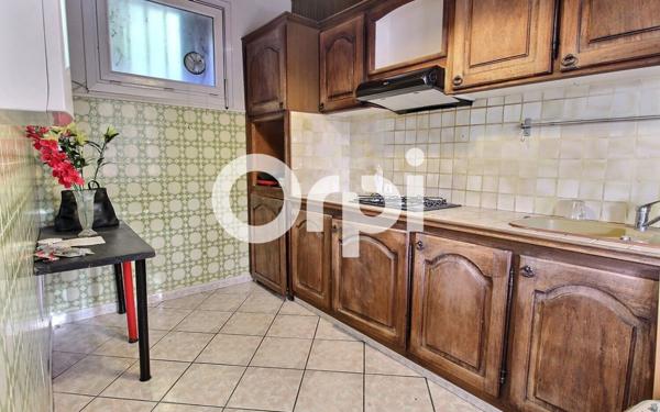 Maison à vendre    2 pièces •  Marseille 10