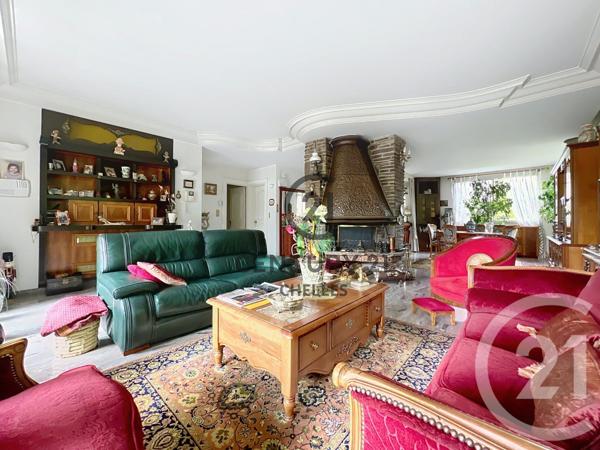 Maison à vendre  8 pièces - 205,95 m2 CHELLES - 77