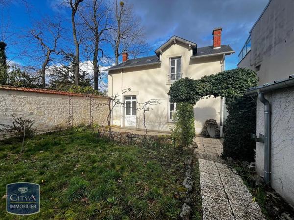 Maison à louer 4 pièces 100m²