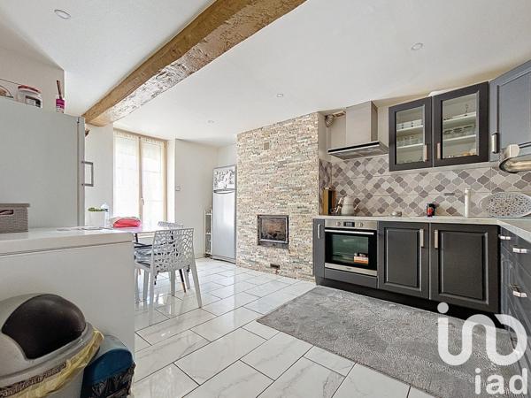 Maison 4 pièces de 102 m² à Migennes (89400)