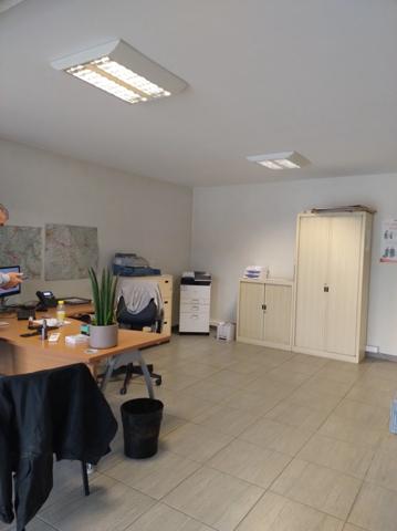 Local/bureau à louer CHAMBERY (73)155 M²