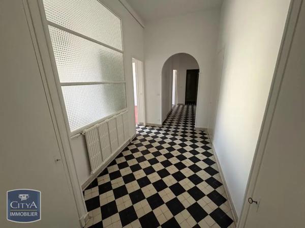 Appartement à louer 4 pièces 104.55m²