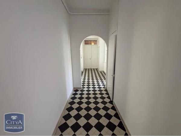 Appartement à louer 4 pièces 104.55m²