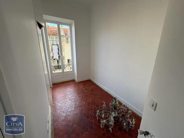 Appartement à louer 4 pièces 104.55m²
