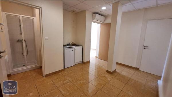 Local professionnel à louer