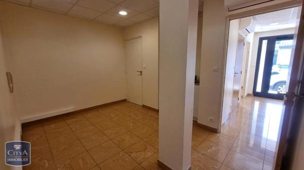 Local professionnel à louer