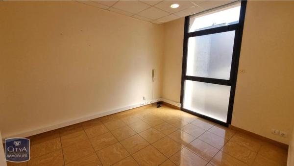 Local professionnel à louer