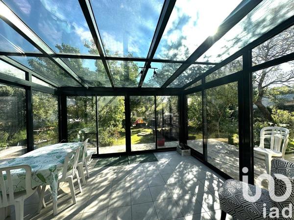 Maison à vendre 10 pièces 207 m² Saint-Sulpice-de-Royan