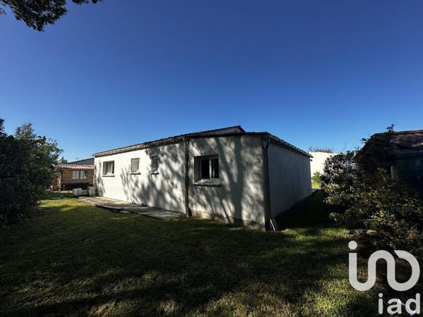 Maison à vendre 10 pièces 207 m² Saint-Sulpice-de-Royan