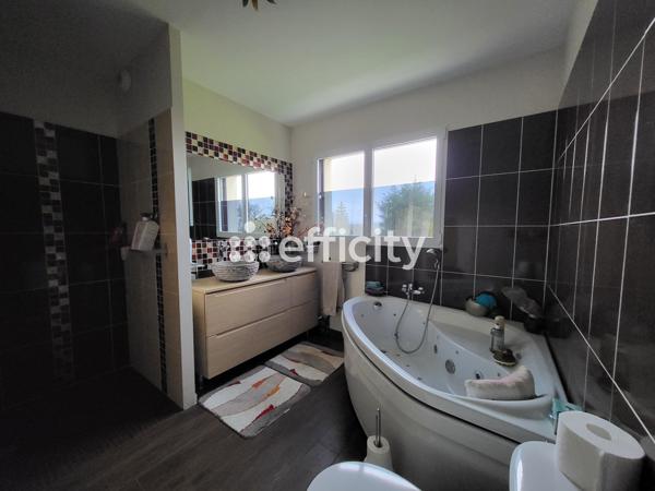 Maison 7 pièces - 190 m²