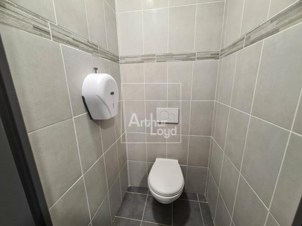 Plateau de bureaux 330m² à louer - Vaux-le-Pénil
