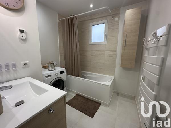 Pavillon 4 pièces de 91 m² à Bézu-Saint-Germain (02400)